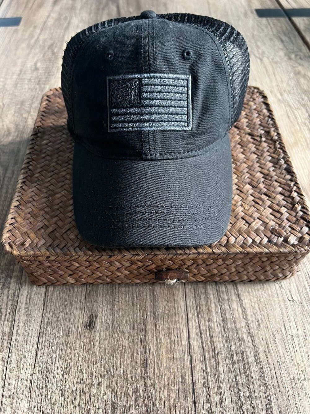 H3 Headwear Black American Flag Trucker Snapback Hat NWT